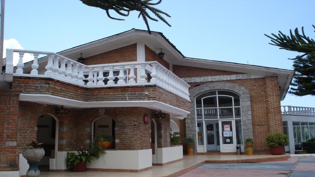Hotel Villa Monarca Inn Zitácuaro المظهر الخارجي الصورة