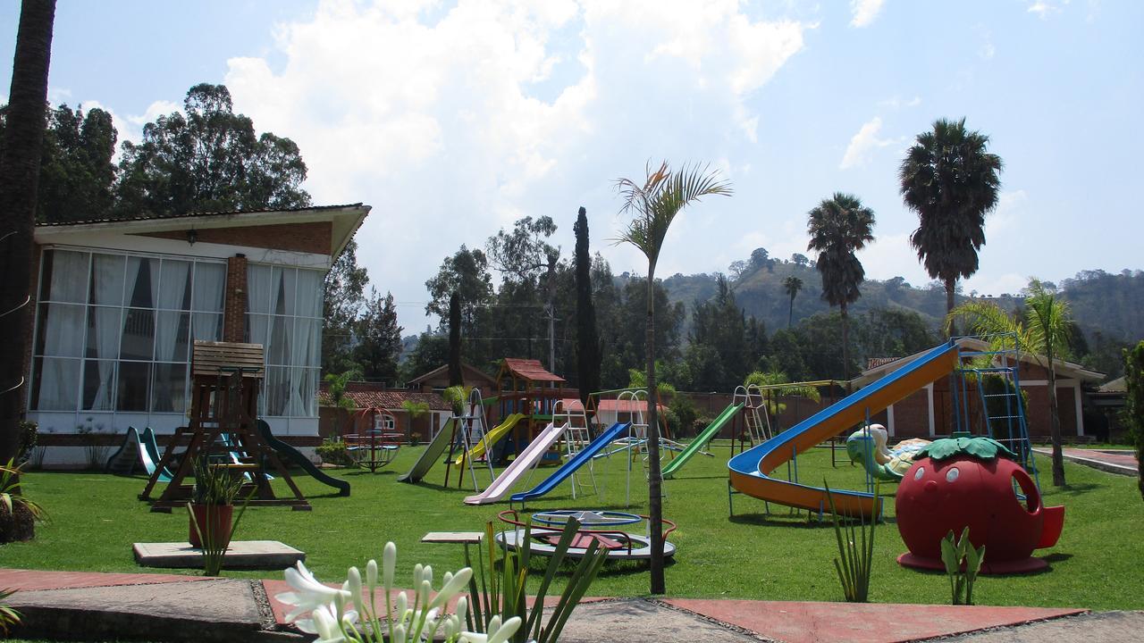 Hotel Villa Monarca Inn Zitácuaro المظهر الخارجي الصورة