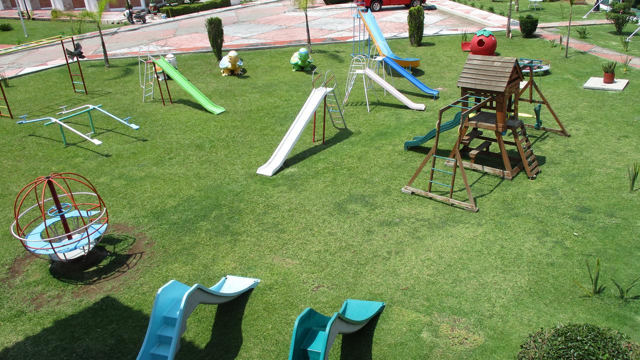 Hotel Villa Monarca Inn Zitácuaro المظهر الخارجي الصورة