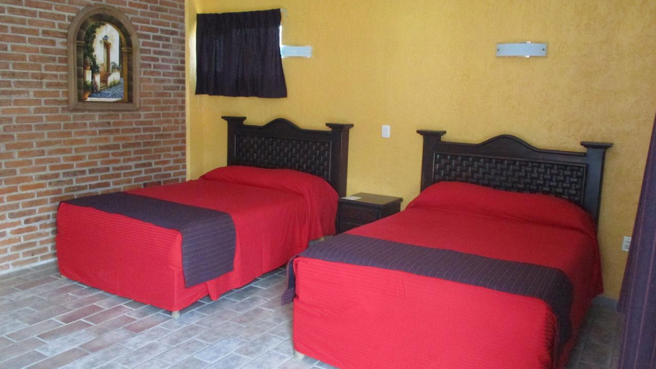 Hotel Villa Monarca Inn Zitácuaro المظهر الخارجي الصورة