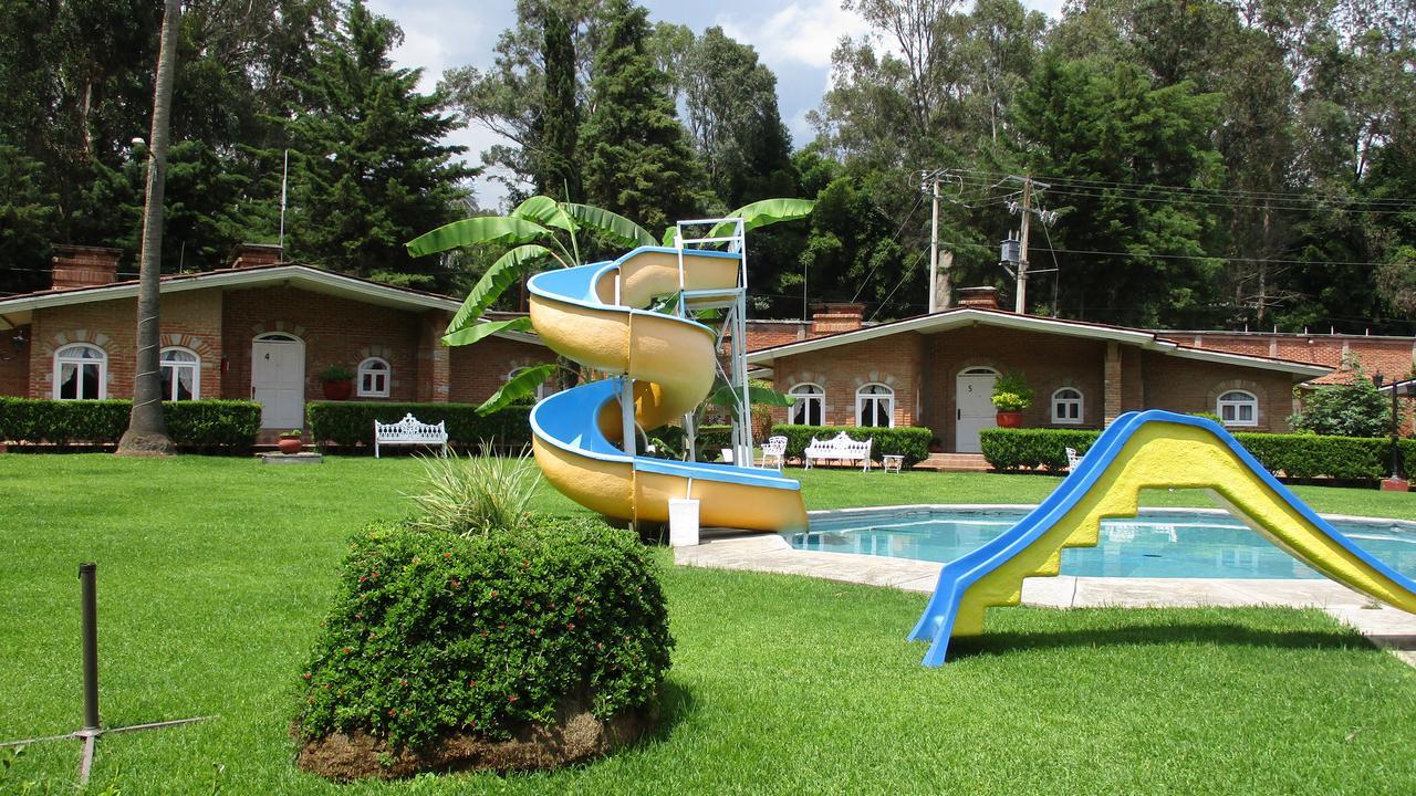 Hotel Villa Monarca Inn Zitácuaro المظهر الخارجي الصورة