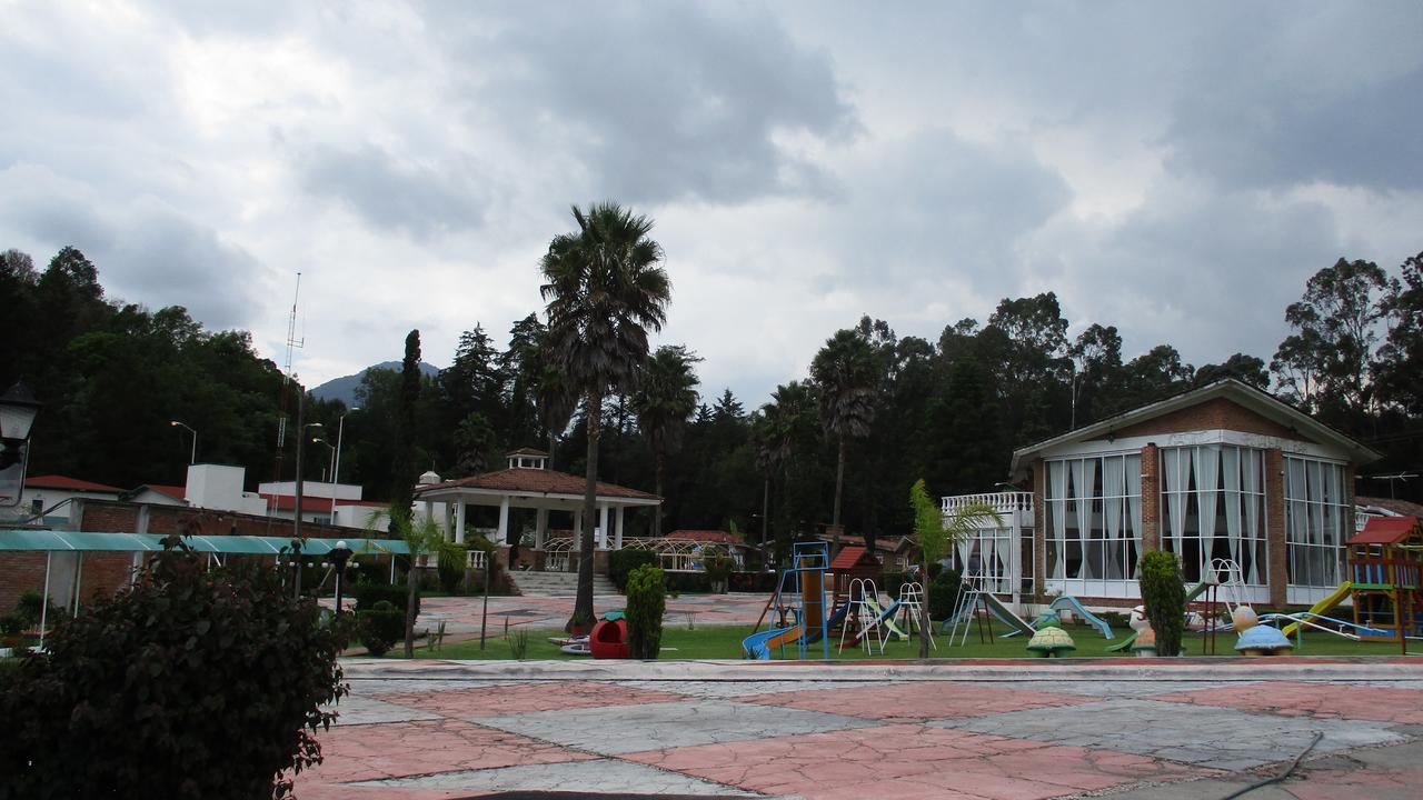 Hotel Villa Monarca Inn Zitácuaro المظهر الخارجي الصورة