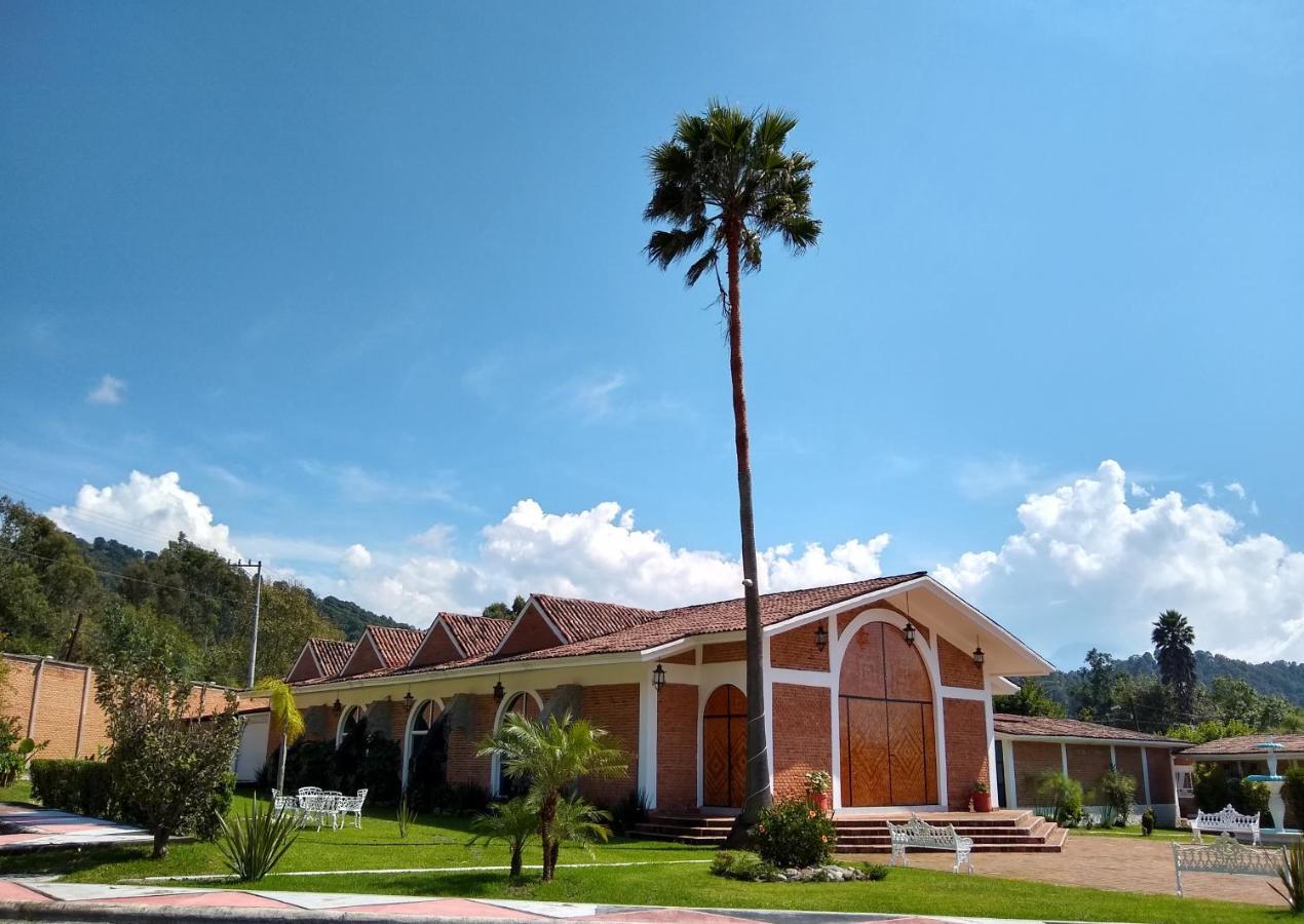 Hotel Villa Monarca Inn Zitácuaro المظهر الخارجي الصورة