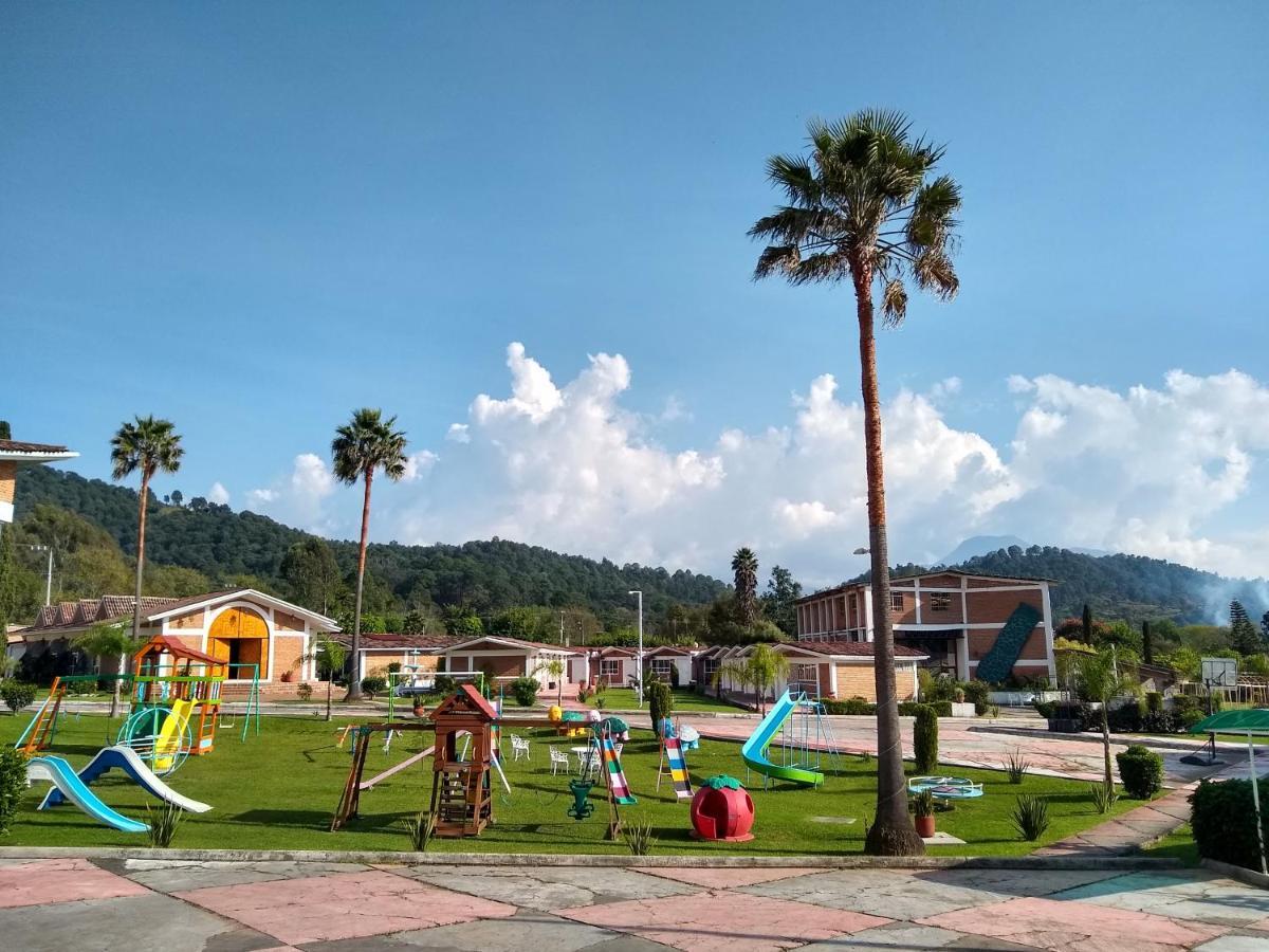 Hotel Villa Monarca Inn Zitácuaro المظهر الخارجي الصورة